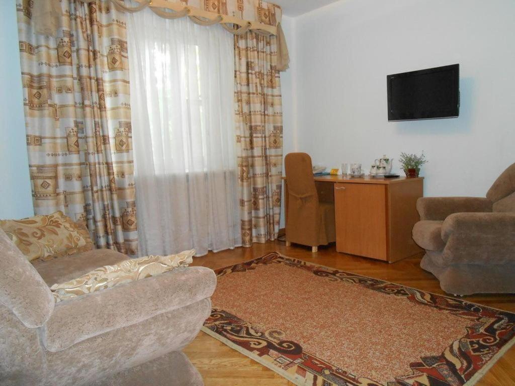 Zhibek Zholy Hotel Astana Værelse billede